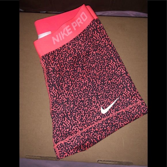 Nike Pants - Nike pro shorts